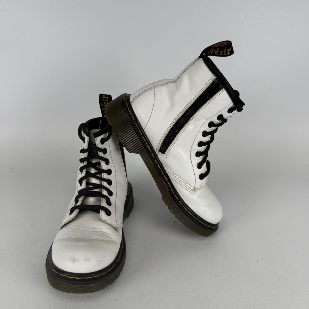 Dr. Martens Boots Youth Size 13 White Zavala J Doc Side Zip Lace Up Kids‎ Combat